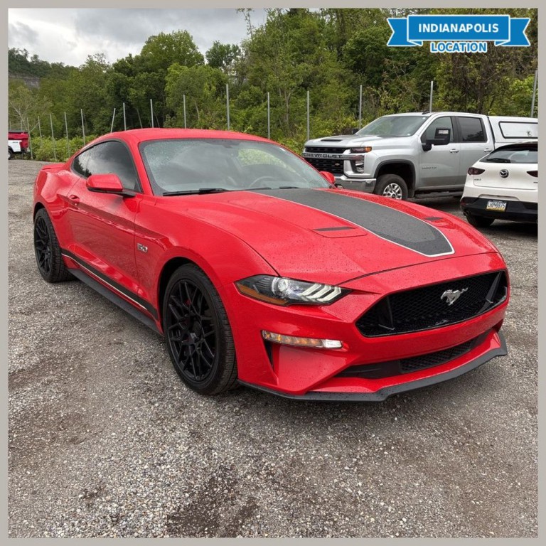 2019 Ford Mustang Image 1
