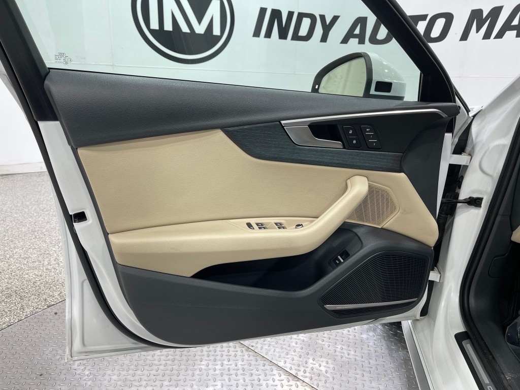 2018 Audi A4 Image 15