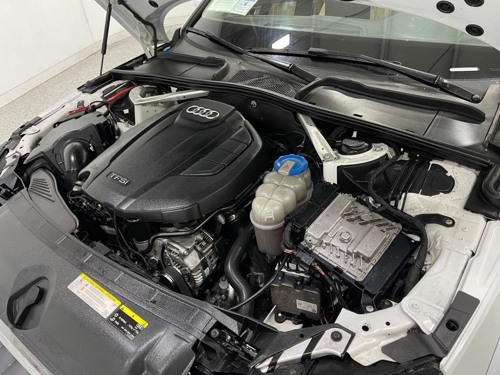 2018 Audi A4 Image 28