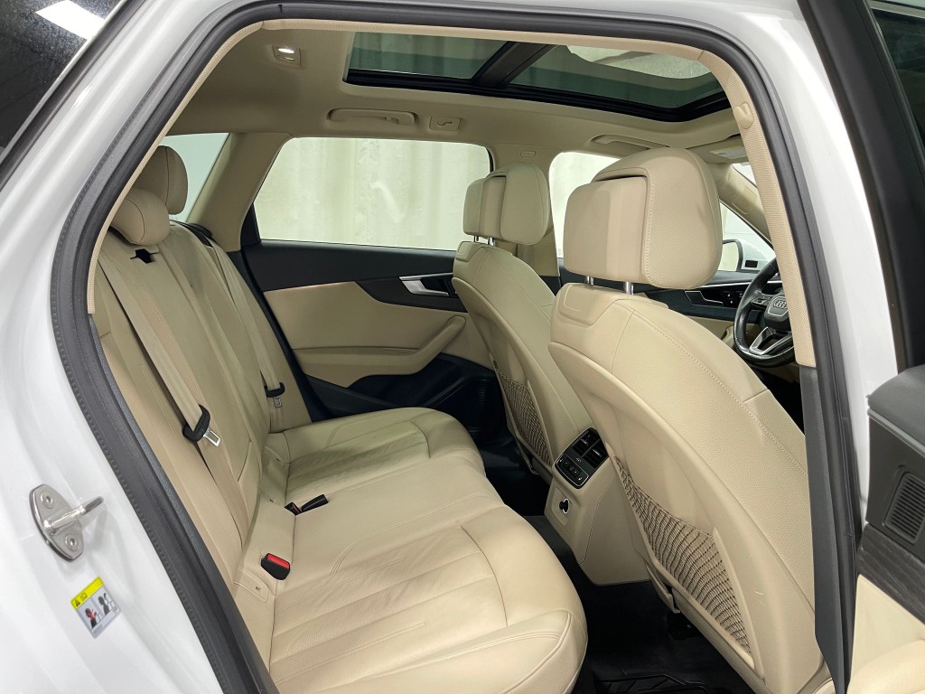 2018 Audi A4 Image 31