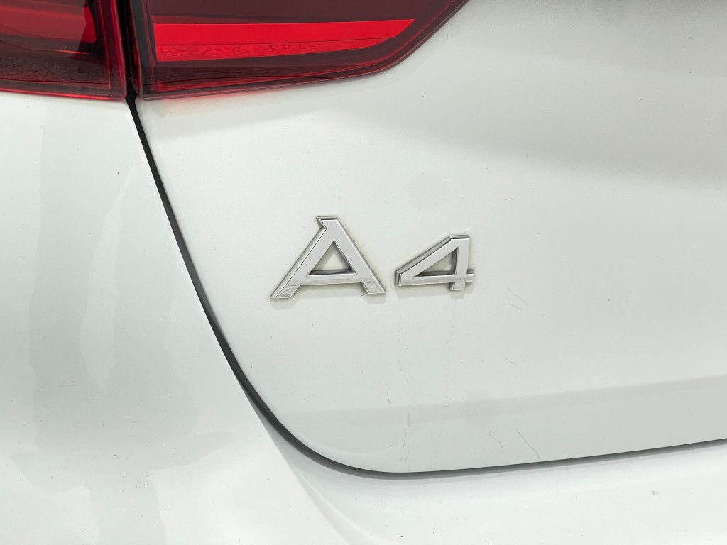 2018 Audi A4 Image 39