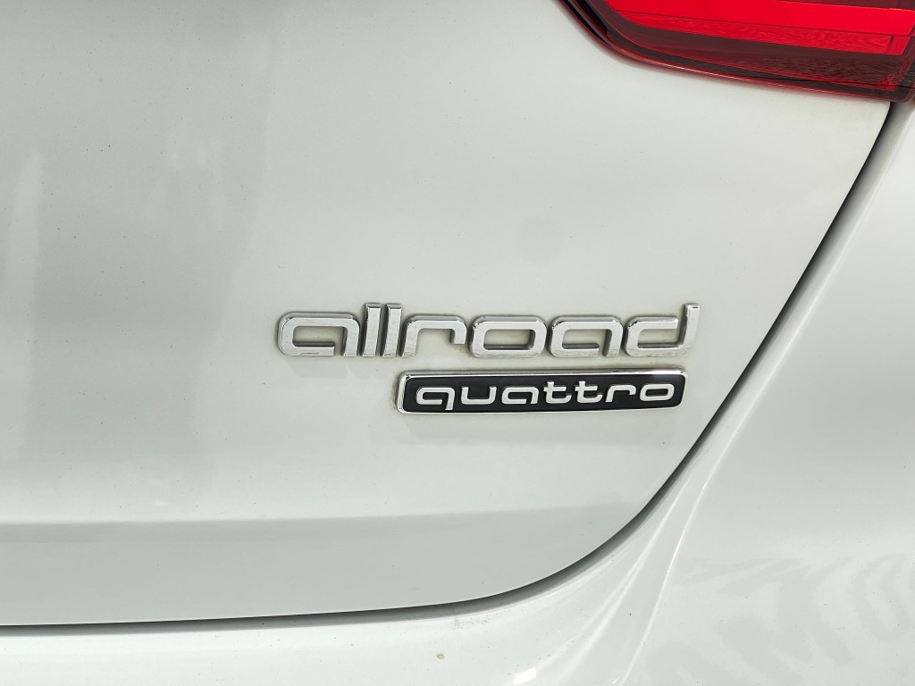 2018 Audi A4 Image 40