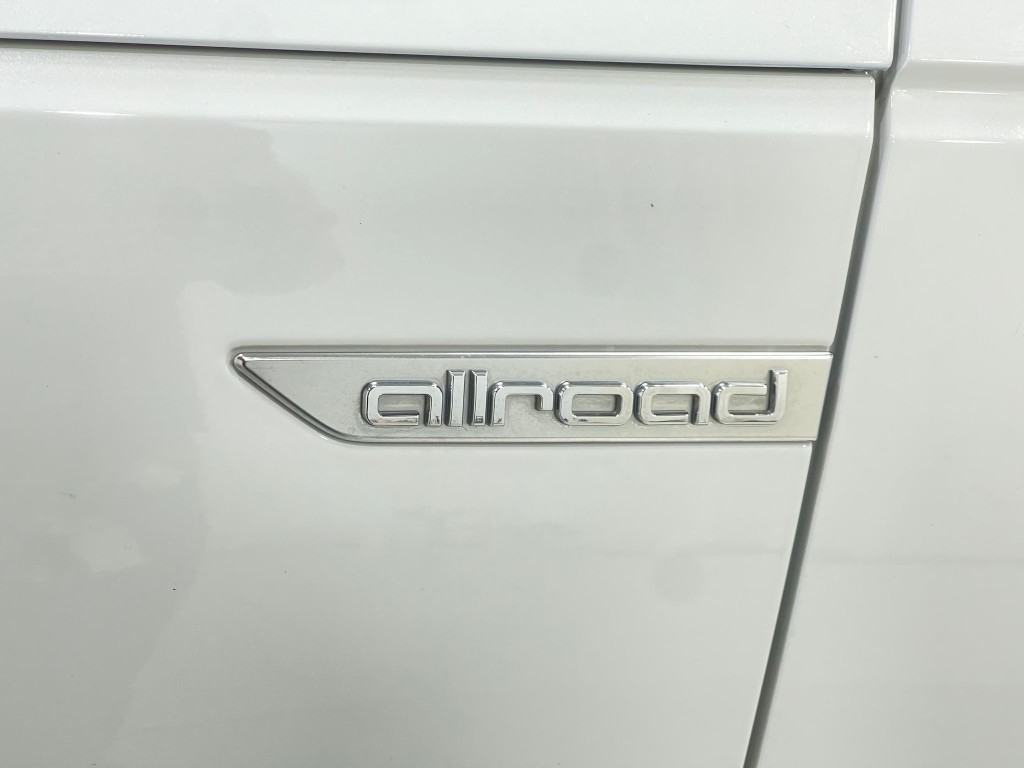 2018 Audi A4 Image 41