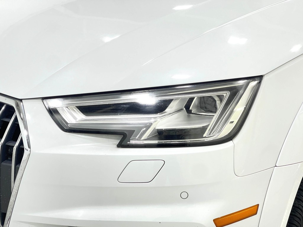 2018 Audi A4 Image 33