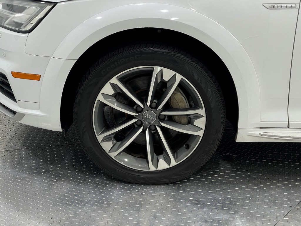 2018 Audi A4 Image 35