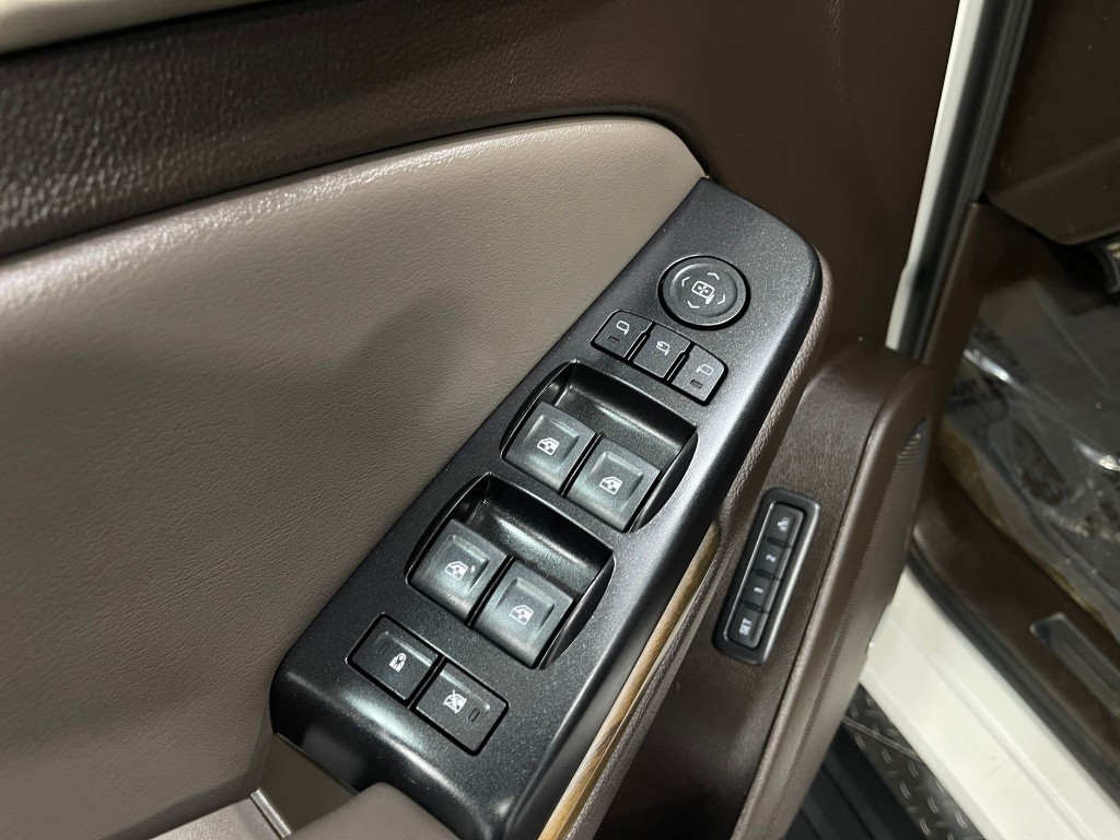2018 GMC Yukon Image 16