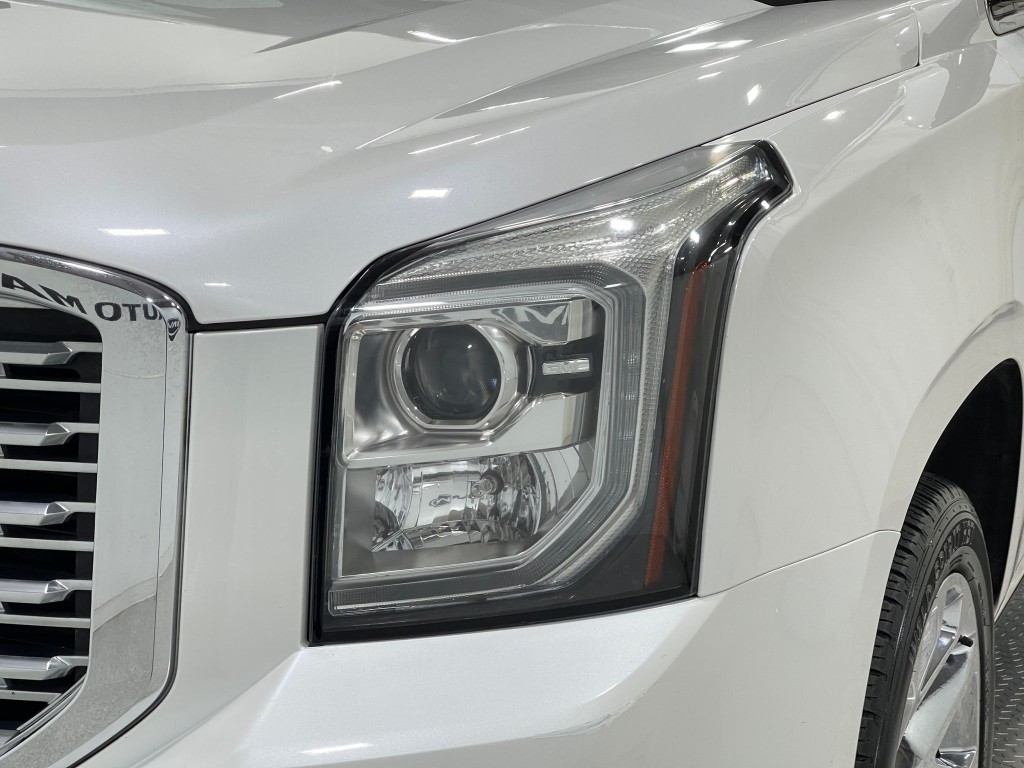 2018 GMC Yukon Image 36