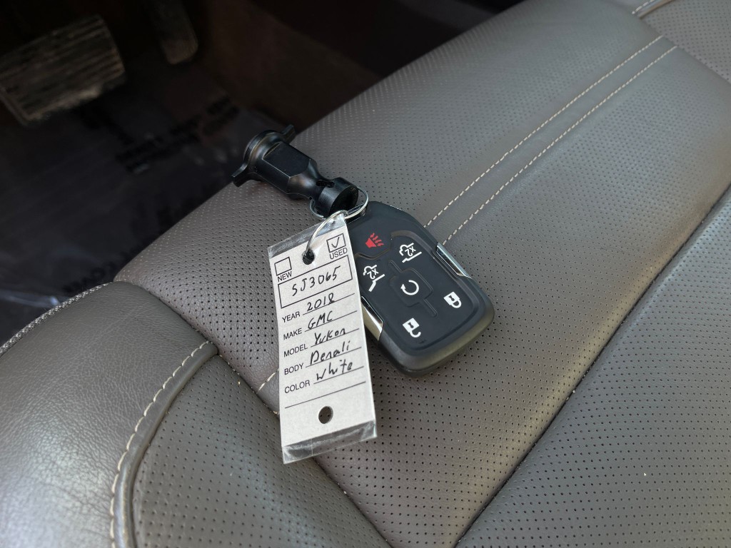 2018 GMC Yukon Image 40