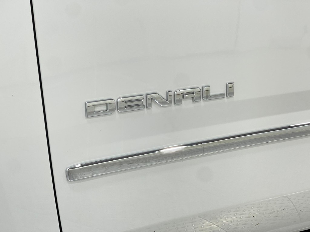 2018 GMC Yukon Image 42