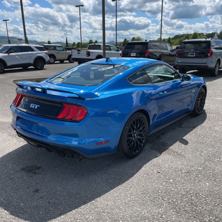 2020 Ford Mustang Image 3