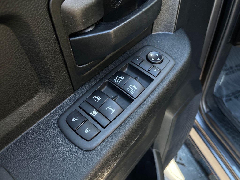 2020 RAM 3500 Image 13