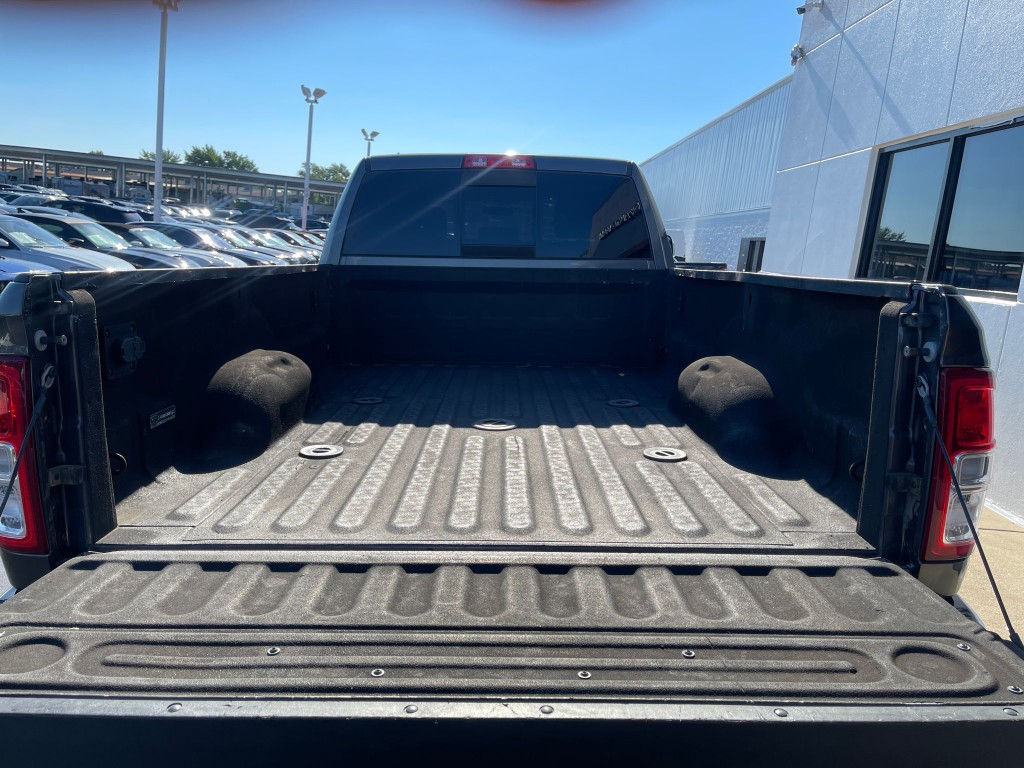 2020 RAM 3500 Image 23