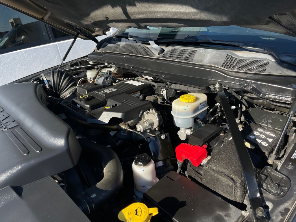 2020 RAM 3500 Image 25