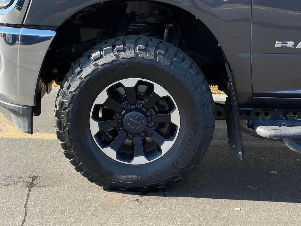 2020 RAM 3500 Image 32