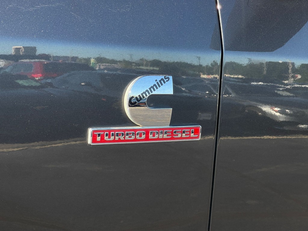 2020 RAM 3500 Image 37