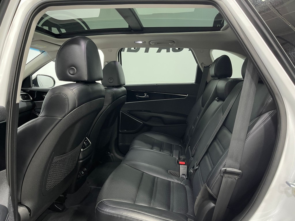 2019 Kia Sorento Image 30