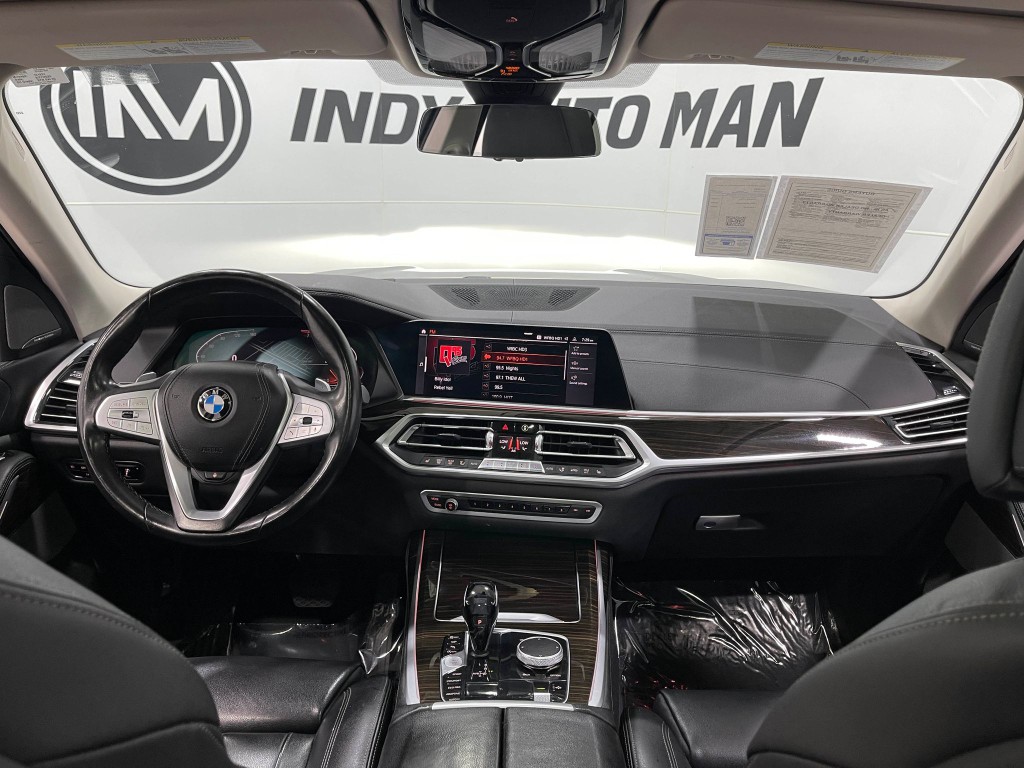 2019 BMW X7 Image 19