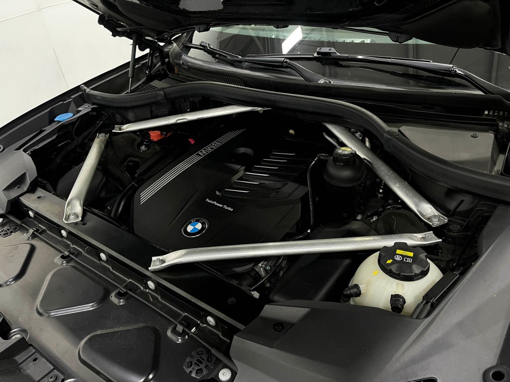 2019 BMW X7 Image 28