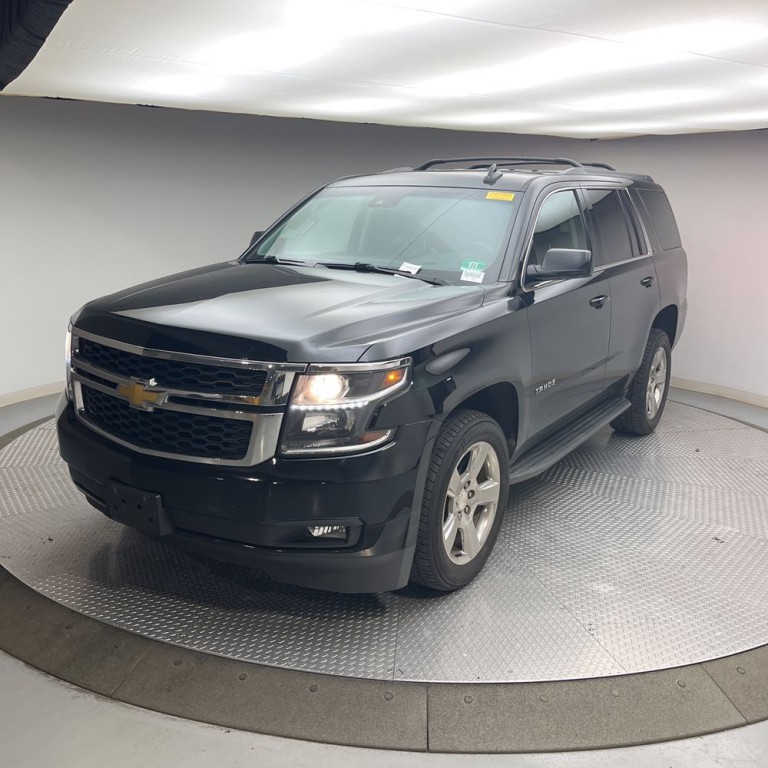 2019 Chevrolet Tahoe Image 2