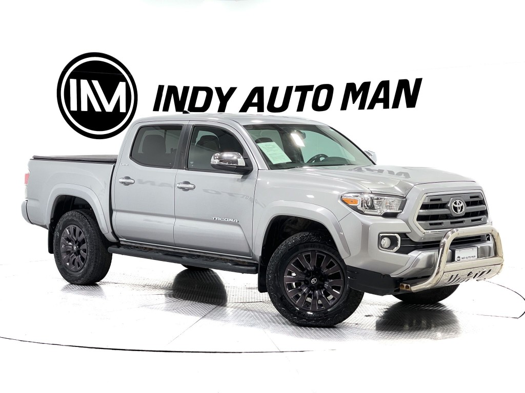 2017 Toyota Tacoma Image 2