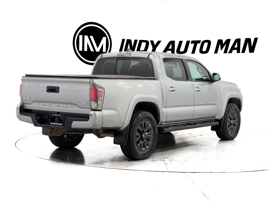 2017 Toyota Tacoma Image 4