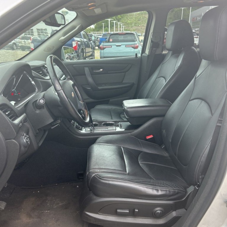 2017 Chevrolet Traverse Image 5