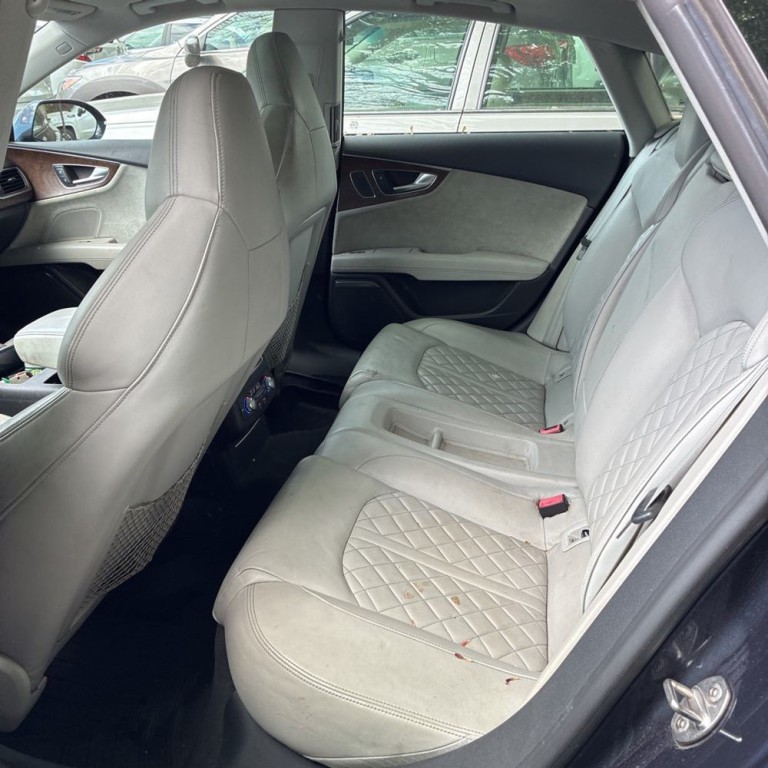 2016 Audi S7 Image 14