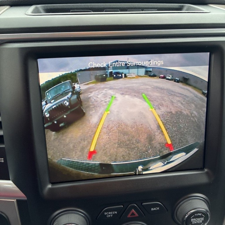2016 RAM 2500 Image 9