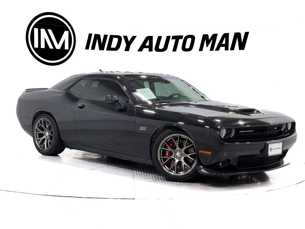 2015 Dodge Challenger Image 2
