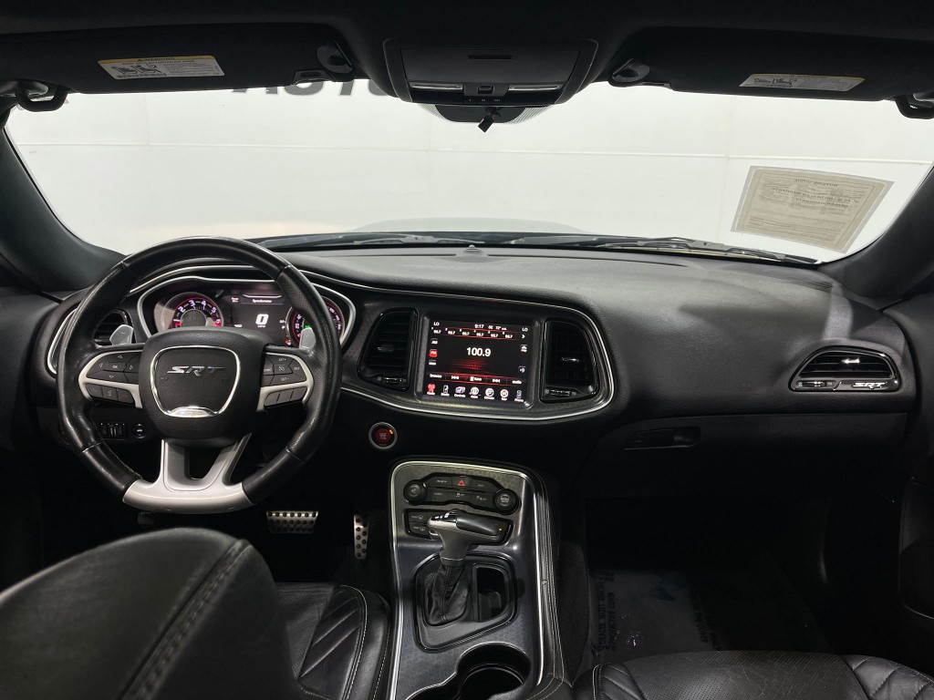 2015 Dodge Challenger Image 17