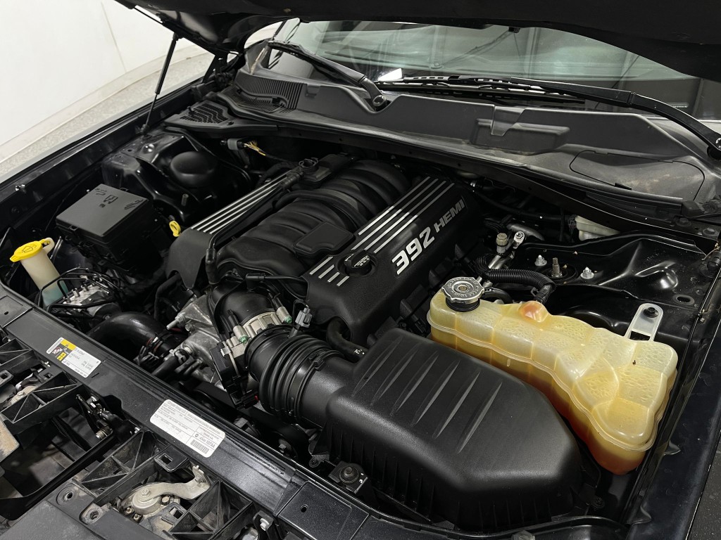 2015 Dodge Challenger Image 26