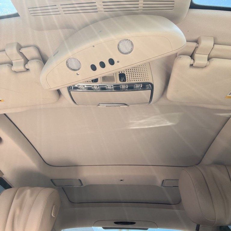 2015 Mercedes-Benz S-Class Image 14
