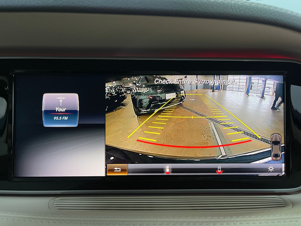 2015 Mercedes-Benz S-Class Image 11