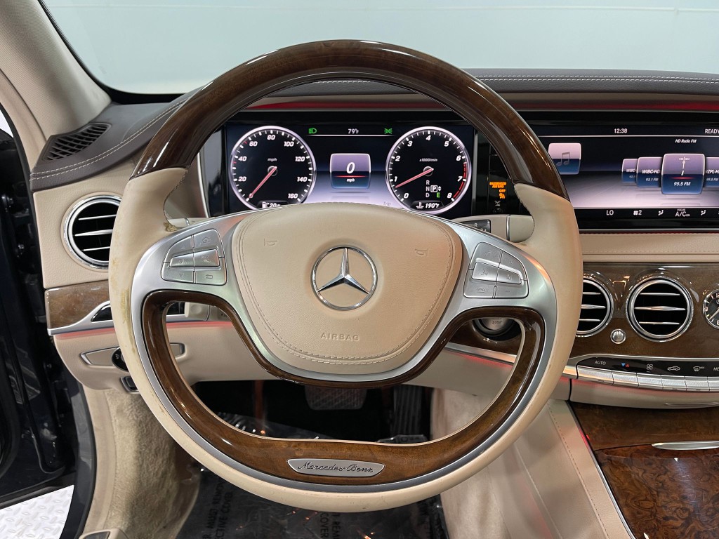 2015 Mercedes-Benz S-Class Image 22