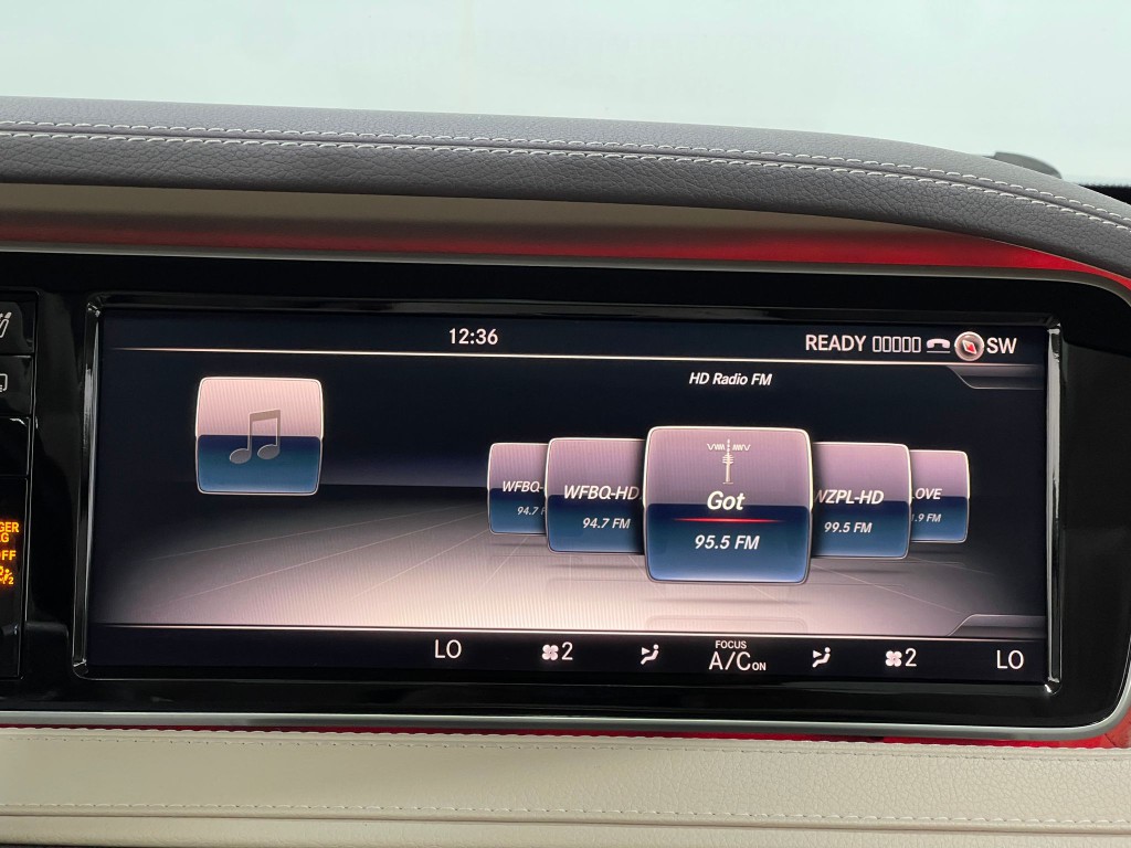 2015 Mercedes-Benz S-Class Image 24