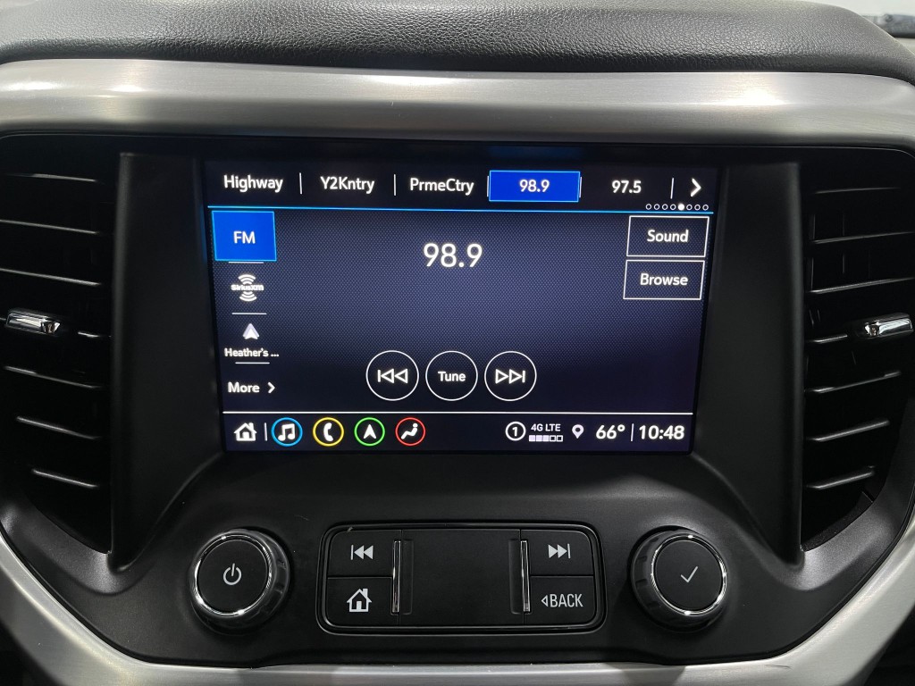 2023 GMC Acadia Image 23