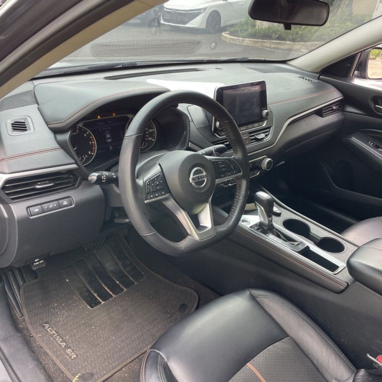 2022 Nissan Altima Image 7