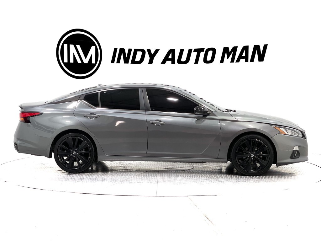 2022 Nissan Altima Image 3