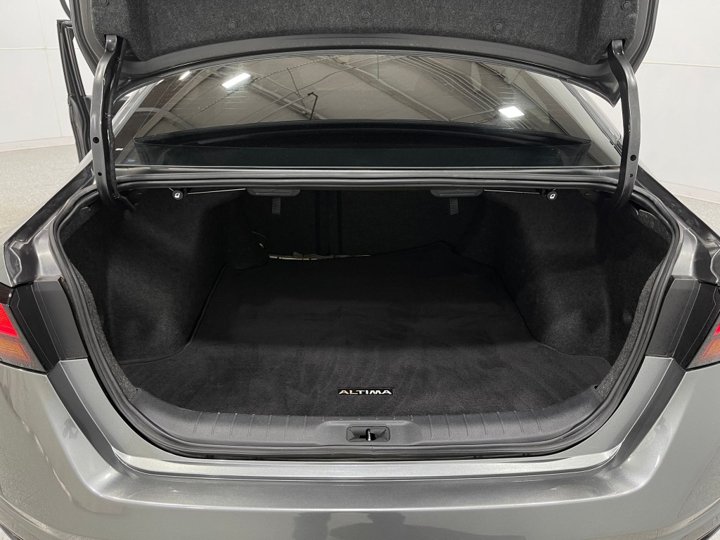 2022 Nissan Altima Image 24
