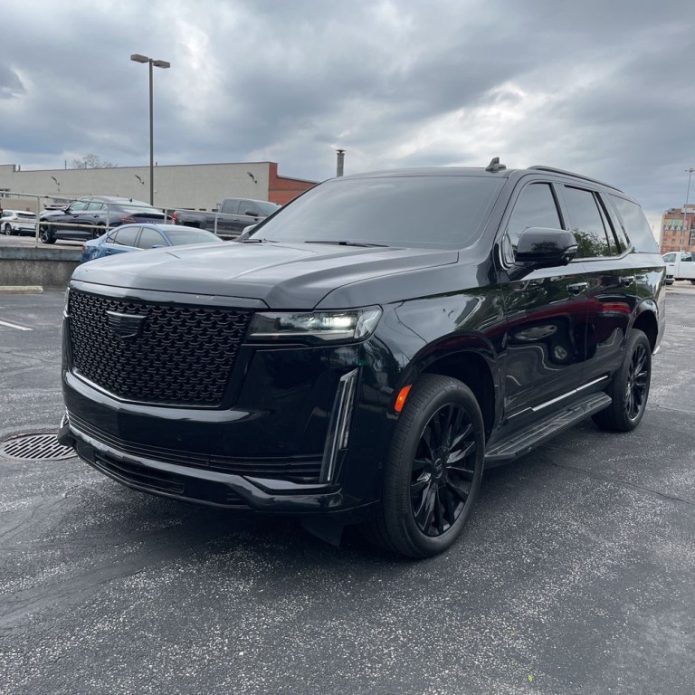 2021 Cadillac Escalade Image 2