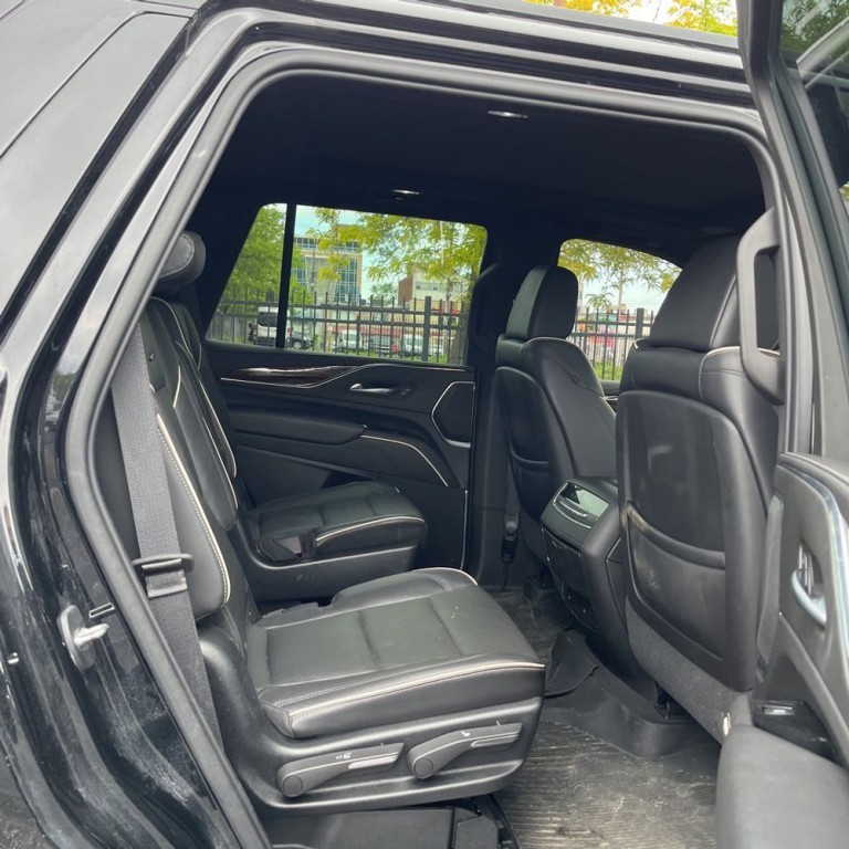 2021 Cadillac Escalade Image 14