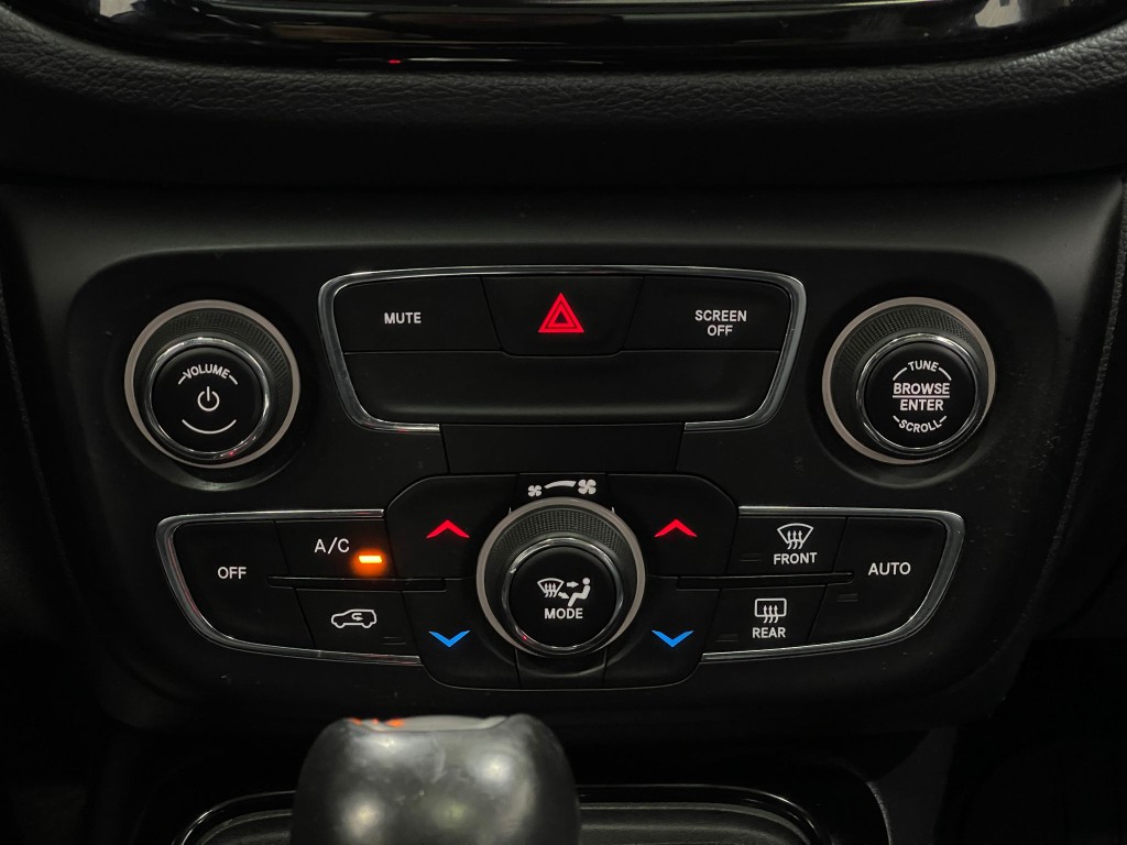 2019 Jeep Compass Image 25