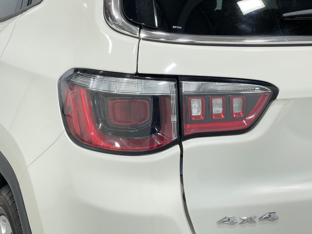 2019 Jeep Compass Image 34
