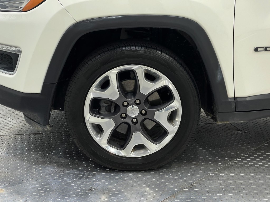 2019 Jeep Compass Image 35