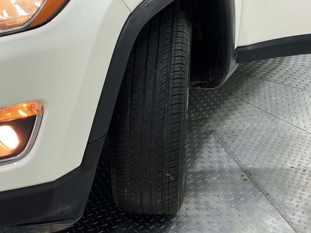 2019 Jeep Compass Image 36