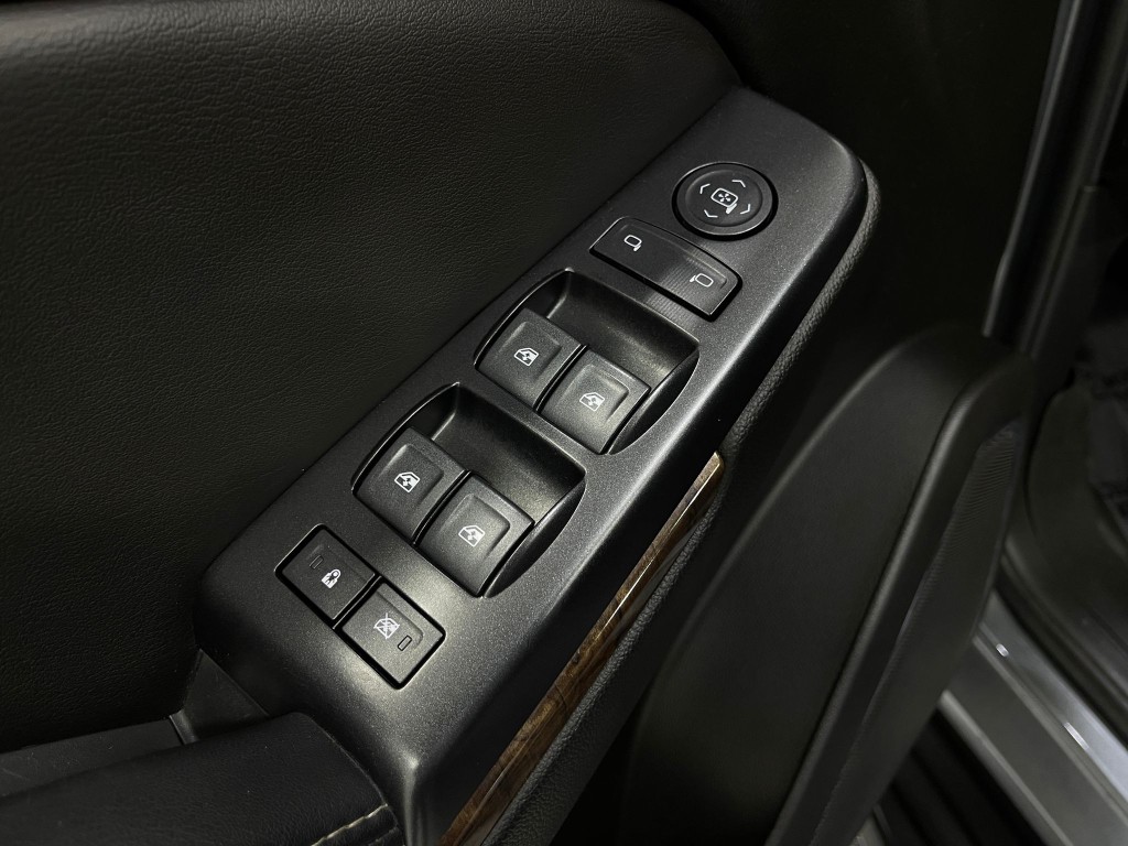 2019 Chevrolet Tahoe Image 14