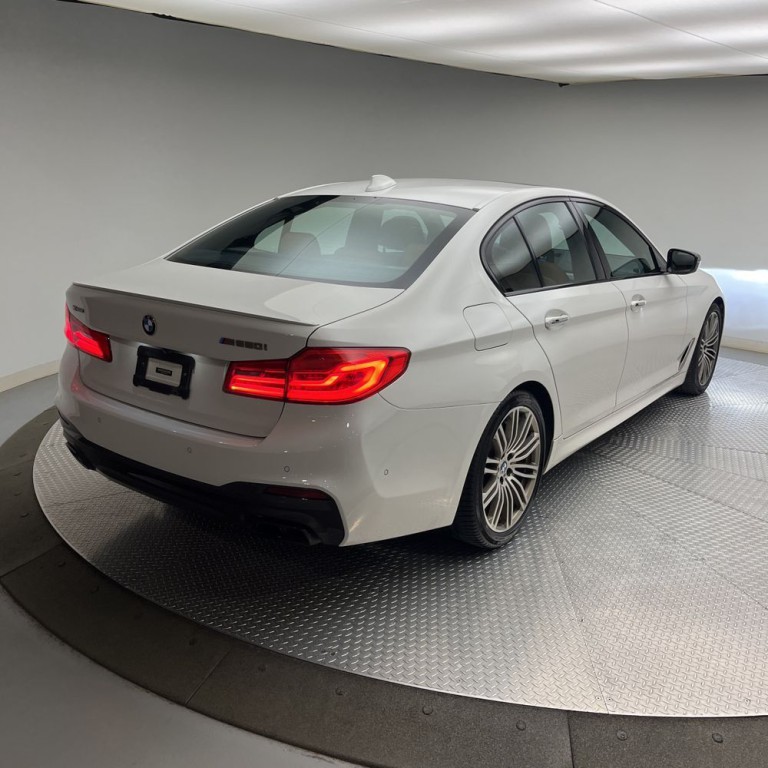 2018 BMW 5 Series Image 3