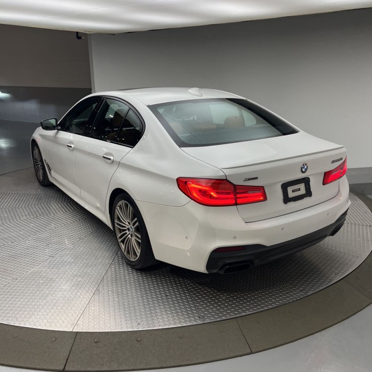 2018 BMW 5 Series Image 4