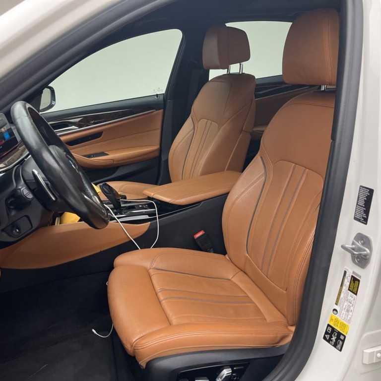 2018 BMW 5 Series Image 5