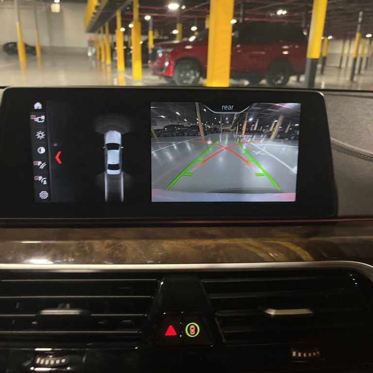 2018 BMW 5 Series Image 9